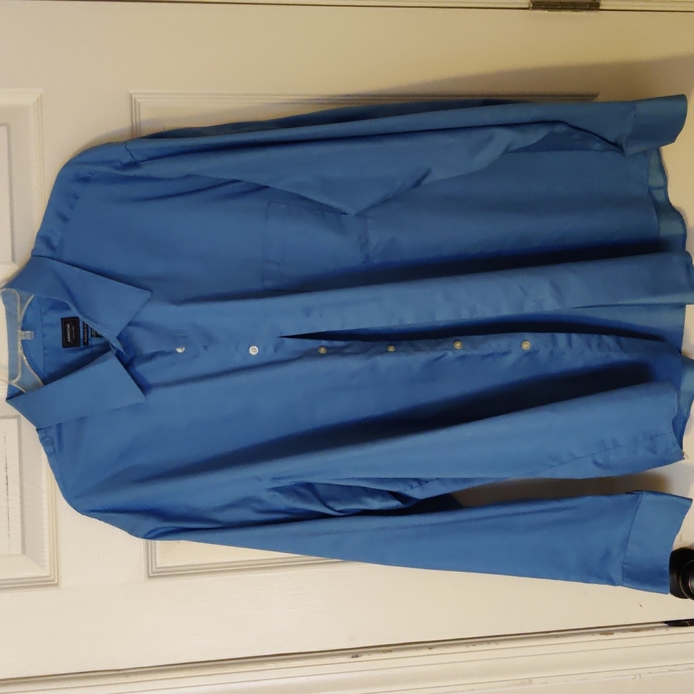 Long sleeve dress shirt